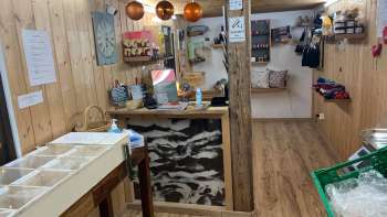 Llama and alpaca farm store