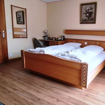Rooms Hotel Falknerei Galina