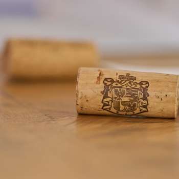 Wine cork with the coat of arms of the Court Winery of the Prince of Liechtenstein