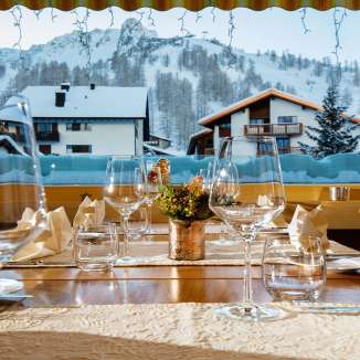 Turna Hotels