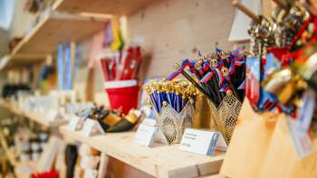 Pencils with a crown as souvenirs at Liechtenstein Center