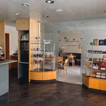 Höfle Café