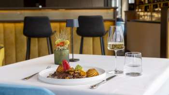 Delicious food in a modern and cozy atmosphere in the Alpin Royal Restaurant