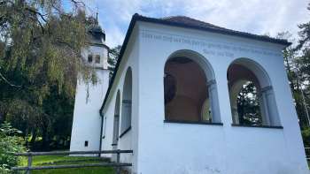 Dux Chapel
