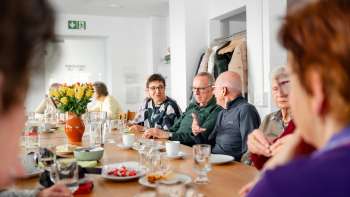 Seniors' café Seniors' café