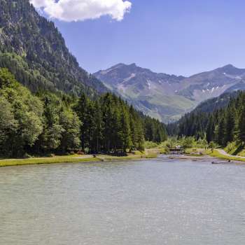  View across Gänglesee lake  Steg mountain backdrop