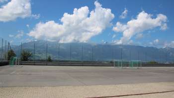 Outdoor area Resch
