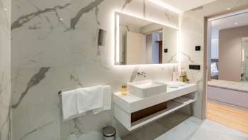 Modern bathroom at the Alpin Royal Hotel