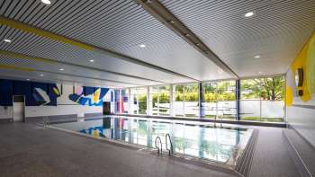 Photo of the interior of the Resch indoor swimming pool