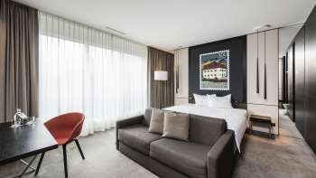 Stylishly furnished double room at the b_smart hotel in Bendern