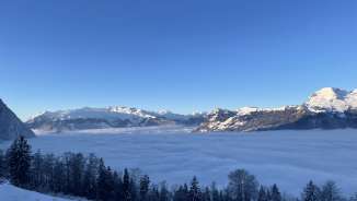 View of the sea of fog from Rizlina