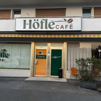 Höfle Café