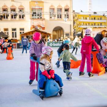 2024 11 27 Vaduz on Ice Hello Family afternoon 0077